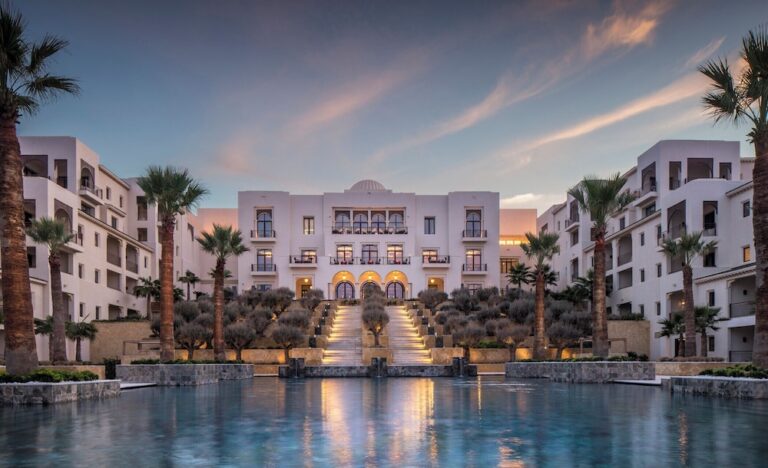 Best urban hotel options: A strategic audit of metropolitan hospitality